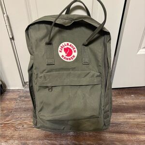 Fjällräven Kånken Olive Green Backpack